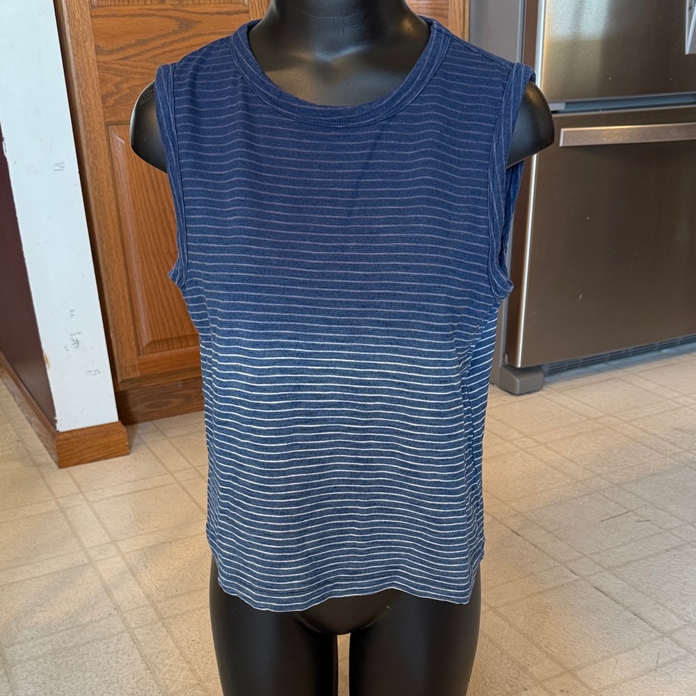GAP Shrunken Tank Top. Size Medium. Dark blue faded down to lighter blue.